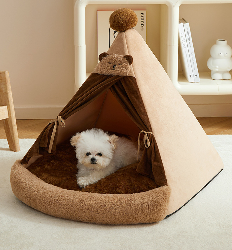 All-Season Pet Tent for Small to Medium Dogs Closed Type Provides Warmth and Security for Bichon Frise in Winter
